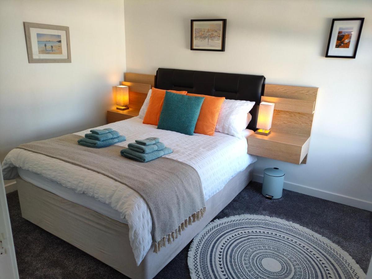 Stromness Apartments Bagian luar foto