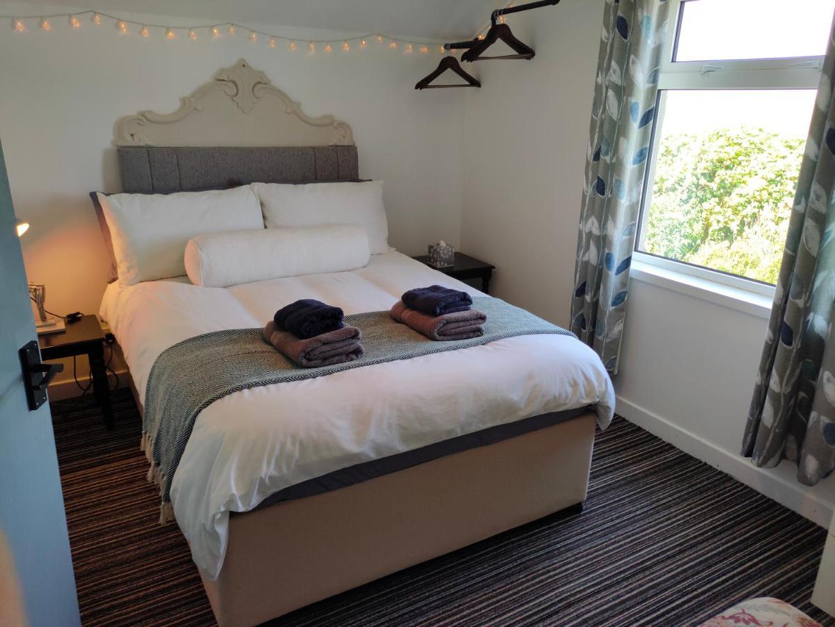 Stromness Apartments Bagian luar foto