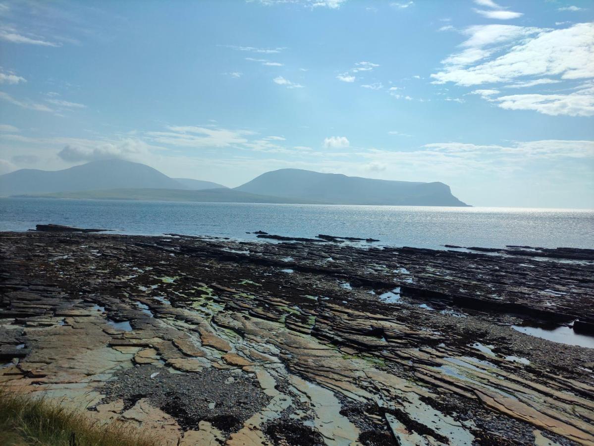 Stromness Apartments Bagian luar foto