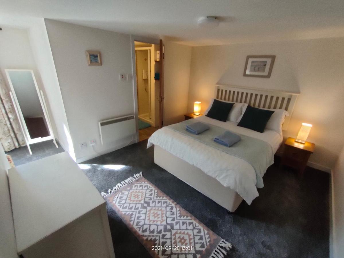 Stromness Apartments Bagian luar foto